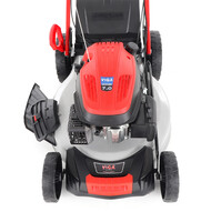 VeGA 567 SXH 6in1 - motorová sekačka s pojezdem